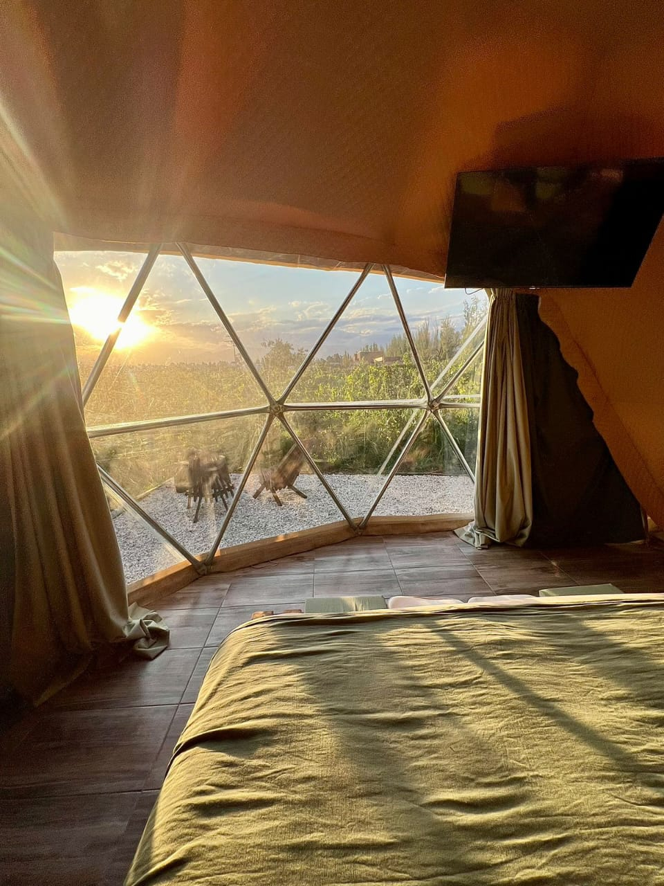 Entre racimos, Glampings en los  viñedos de la bodega Cava Don tulio